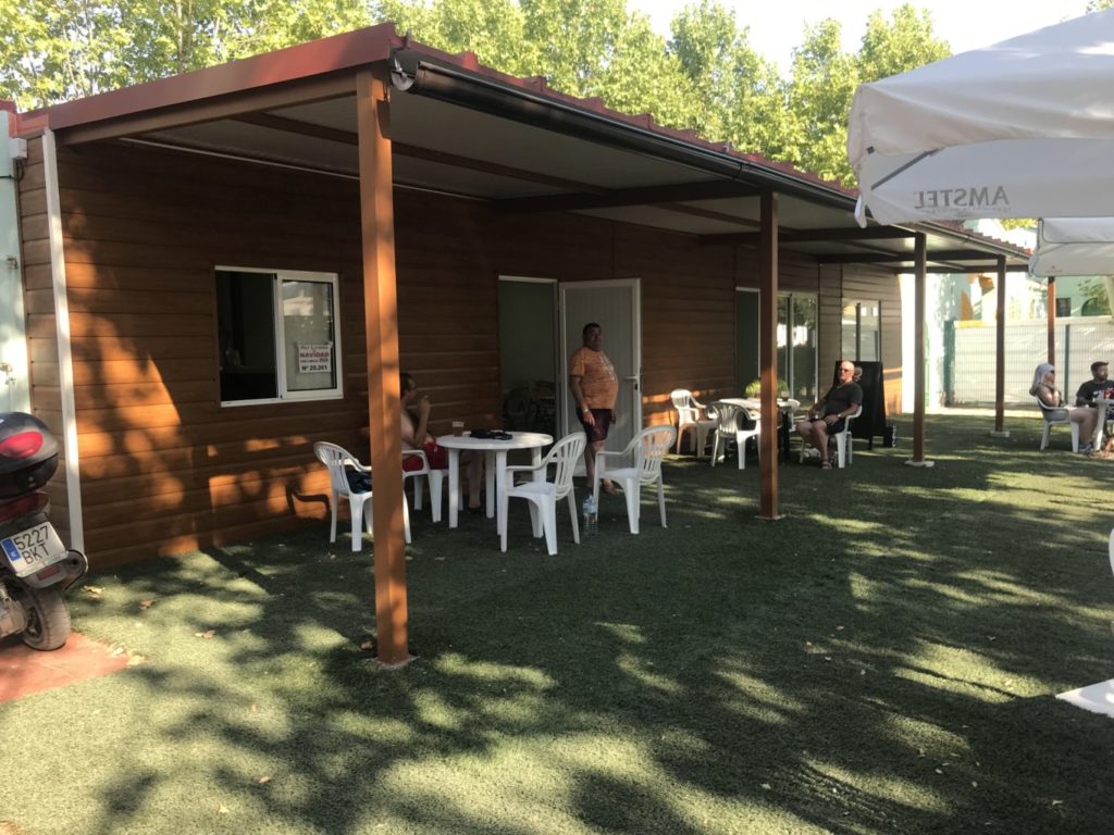 Module de restauration et cafétéria SISMOHA avec cuisine professionnelle intégrée